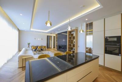 Vila in ansamblu exclusivist cu finisaje si dotări premium - 3