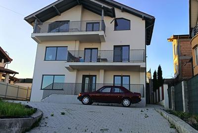 Apartament cu 4 camere decomandat în Central - 4
