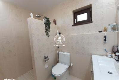 Casă cu 4 camere în Breazu - 17