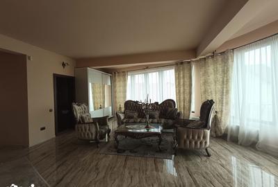 Casă cu 7 camere cu Teren 460 Mp în Central - 19
