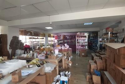 Spațiu industrial, de 1,250 mp, în 1 Decembrie - 33