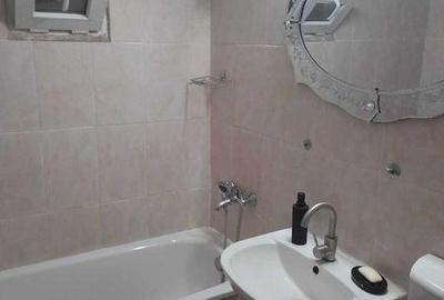 Apartament cu 3 camere în Școlilor - 1