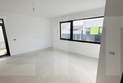 Casa in Vladimirescu, 3 camere - 11