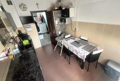 Apartament de vanzare 3 camere decomandat Mioritei/Bradului - 6