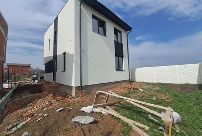 Vila individuala, incalzire prin pardoseala, teren 325 mp