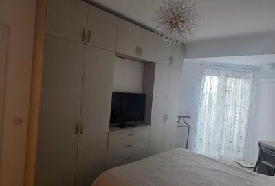 Apartament cu 3 camere decomandat, mobilat în 13 Septembrie - 5