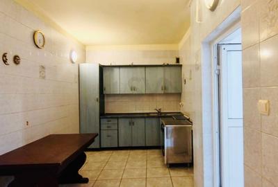 Casă individuală cu 6 camere cu Canalizare în Berceni - 3