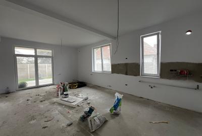Duplex 1/2 modern pe parter cu 3 camere, Bucovăț - 12