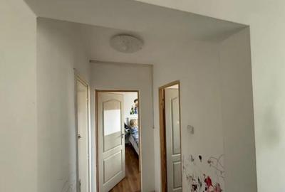 Apartament 2 camere, semidecomandat - zona Astra - 1