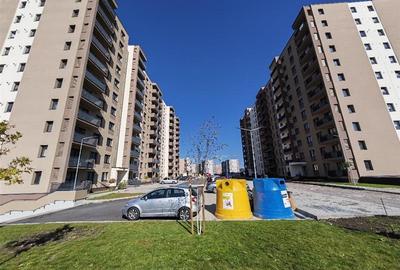 Apartament cu 2 camere decomandat, mobilat în Tractorul - 16