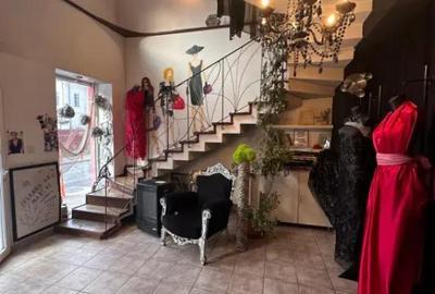 Spațiu comercial, de 200 mp, în Central - 3