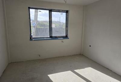 Apartament cu 3 camere decomandat în Gara Veche - 2