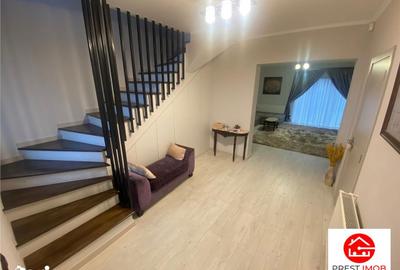 Casă cu 4 camere cu Teren 300 Mp în Livezeni - 10