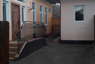 Casă cu 4 camere cu Teren 234 Mp în Central - 12