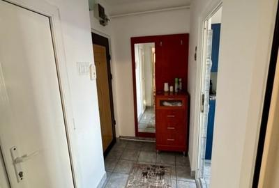 Apartament cu 2 camere semidecomandat în Podu Roș - 6