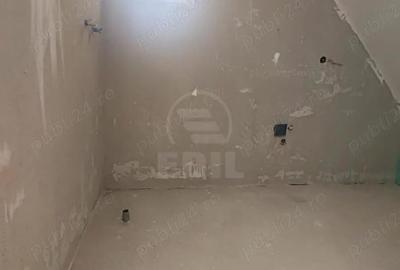 Apartament cu 3 camere semidecomandat în Sud - 3