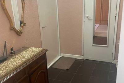 Apartament cu 2 camere semidecomandat în Central - 1