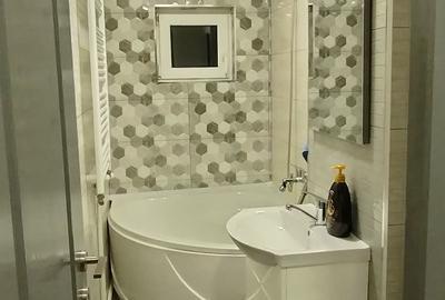 Garsonieră decomandată în Central - 2