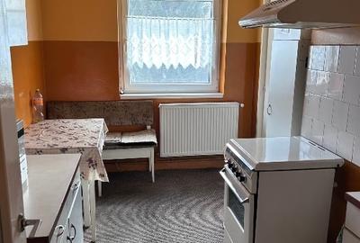 Apartament cu 4 camere de vânzare – Str. Petőfi Sándor Târgu Secuiesc - 1
