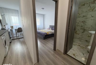 Garsonieră decomandată în Central