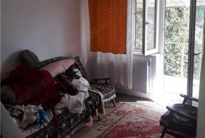 Casă cu 4 camere în Central - 1