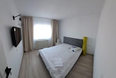 Apartament cu 4 camere decomandat în Central