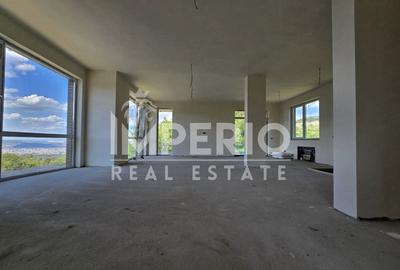 Casa individuala cu panorama spectaculoasa asupra orasului! - 3