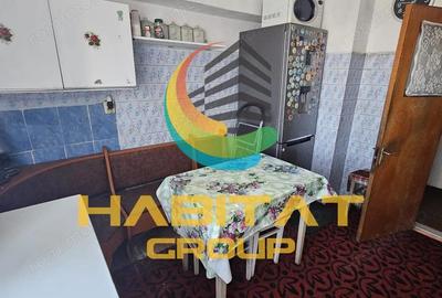 Apartament cu 3 camere decomandat în Basarab - 2