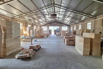 Proprietate industriala teren 4.150 mp + 3 hale renovate zona accesibila - 5