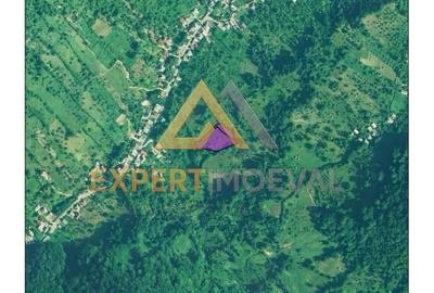 Teren de 40 mp, în Central - 2