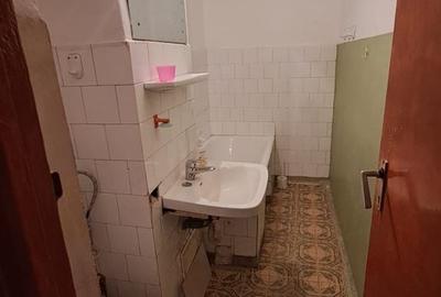 Apartament cu 3 camere decomandat în Hipodrom 4 - 2