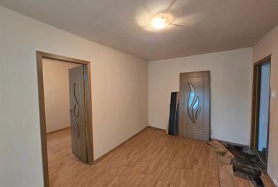 Apartament cu 2 camere semidecomandat în Dacia - 3