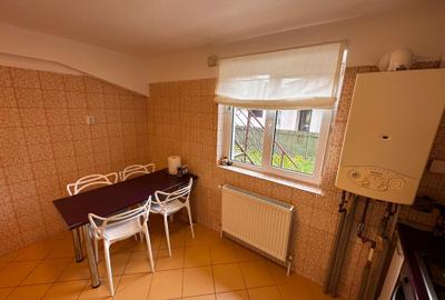 Apartament cu 2(doua)camere in vila plus teren - 9