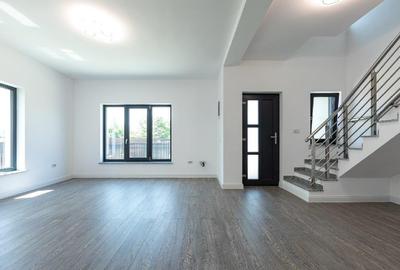 Casă individuală cu 3 camere cu Teren 400 Mp în 9 Mai - 4