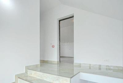 Zona Linistita Structura Generoasa - 33