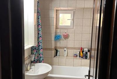 Apartament cu 2 camere, etajul 1/6, zona Tatarasi - 5