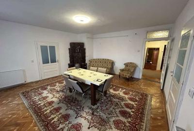 Apartament cu 4 camere decomandat în Ultracentral - 2