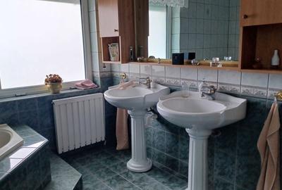 Casă individuală cu 4 camere cu Teren 2000 Mp în Careiului - 4