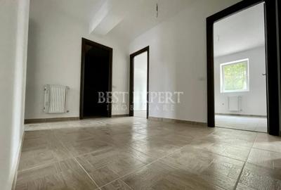 Apartament cu 4 camere decomandat în Titan - 1