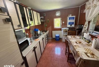 Casă cu 5 camere cu Teren 1073 Mp în Central - 14
