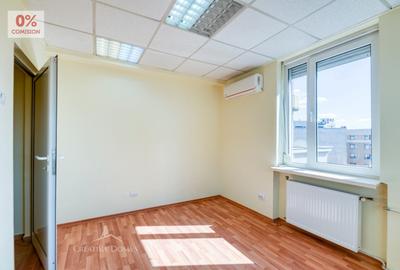 Apartament cu 5 camere decomandat în P-ța Victoriei - 4
