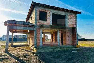 Casa la rosu, model Class, disponibila imediat in Westfield - 2