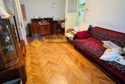Apartament 3 camere de vanzare - Zona Centrala / Etaj 1 - 1