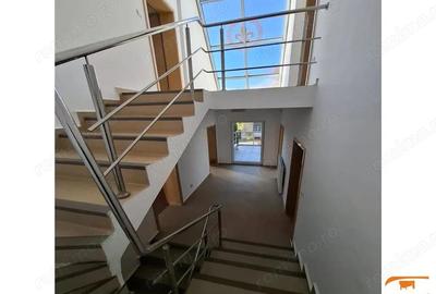 Casa D+P+2 E, Elisabetin-Balcescu, 7 locuri de parcare, birouri,clinica,etc - 1