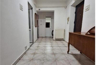 Cel mai cautat etaj, 2 camere, decomandat, zona Banca Na?ionala!CE13 - 6
