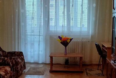 Apartament cu 2 camere decomandat în Trivale - 8