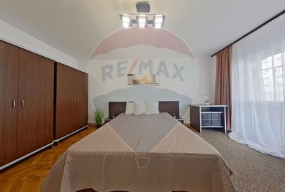 Apartament cu 3 camere decomandat, mobilat în Între Lacuri - 1