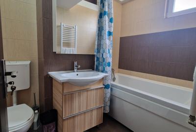 Apartament cu 3 camere decomandat în Central - 39