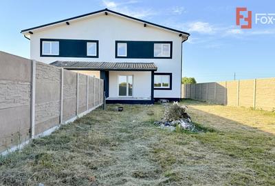 Duplex cu 4 camere cu Canalizare în Moșnița Nouă - 2