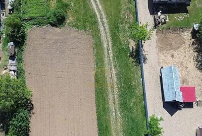 De vanzare Teren Intravilan in Botiz 2000MP De vanzare Teren Intravilan in Botiz 2000MP - 4